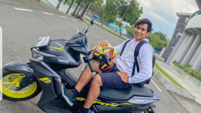 Pembalap muda yang saat ini tengah menjajal All New Aerox 155 Connected, Galang Hendra Pratama