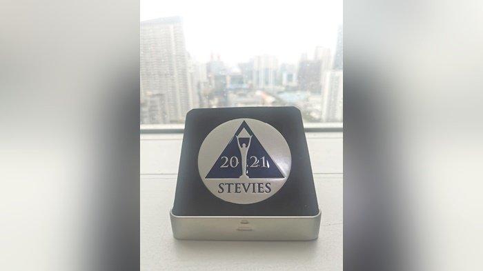 Penghargaan Silver Award 2021 yang didapat Adaro.