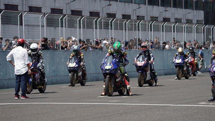 Kemeriahan seri perdana Idemitsu bLU cRU Yamaha Sunday Race 2022.