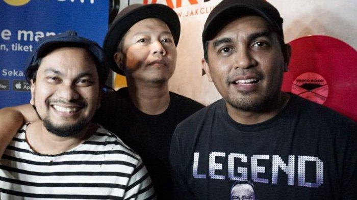 Tompi, Sandhy Sondoro dan Glenn Fredly yang tergabung dalam Trio Lestari saat ditemui di sesi latihan di G Studio, Pondok Indah, Jakarta Selatan, Selasa (31/7/2018)