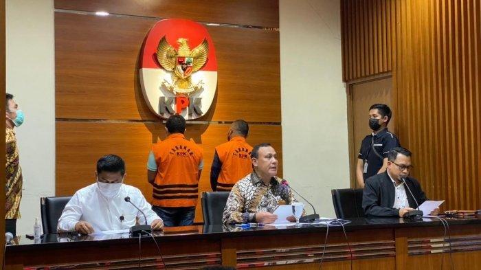 Komisi Pemberantasan Korupsi (KPK) menetapkan Wali Kota Tanjungbalai M. Syahrial (MS) dan penyidik AKP Steppanus jadi tersangka.