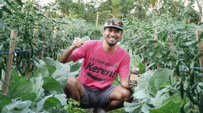 Anak Agung Gede Agung Wedhatama peraih Eletrifying Heroes Gold Apreciation dalam ajang penghargaan Wirausaha Tangguh PLN 2021.