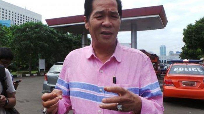 Ketua Persatuan Islam Tionghoa Indonesia (PITI) Ramdhan Effendi atau lebih dikenal dengan nama Anton Medan di Jakarta, Selasa (28/5/2013).