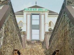 Masjid Nur Abdilah di Anyer Kabupaten Serang, Bangunan Megah Rp 9 Miliar yang Menghadap Lautan Lepas