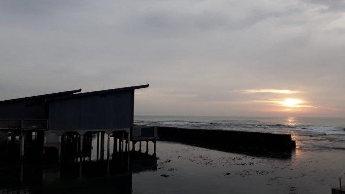 Sunset di Pantai Anyer