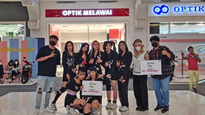 Pemenang KPOP Dance Cover Competition yang memeriahkan Genio Fun Day di Jogja City Mall (9/4).