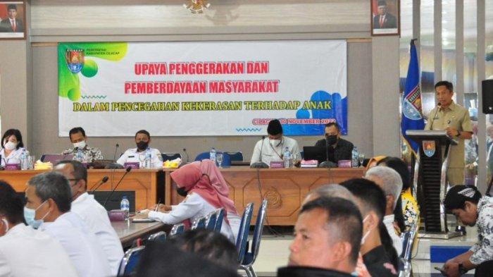 Rapat Koordinasi Pencegahan Kekerasan Terhadap Anak di Ruang Jalabumi Setda Cilacap, Jawa Tengah, Rabu (30/11/2022).