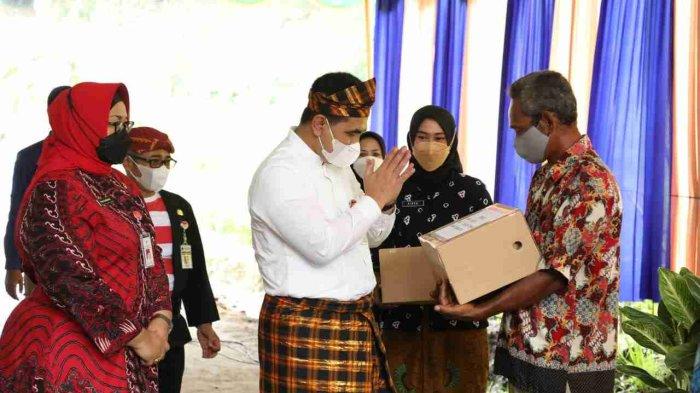 Wakil Gubernur Jawa Tengah, Taj Yasin Maimoen saat peresmian Jembatan Sepan di Desa Bonagung