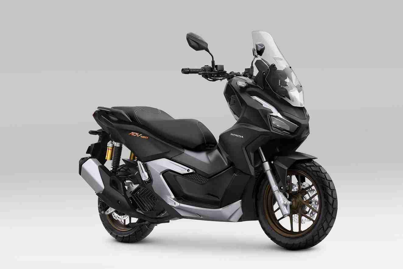 Honda ADV160 Tough Matte Black