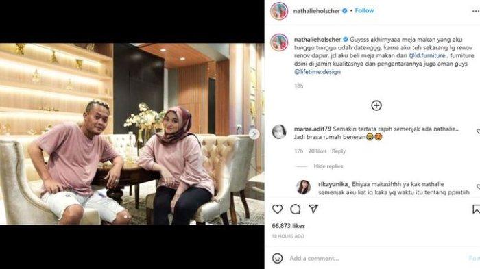 Ruang makan di rumah Sule dan Nathalie Holscher