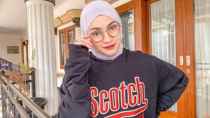 Nathalie Holscher Bongkar Isi Dm Sule Dan Putri Delina Yang Membuatnya Kecewa