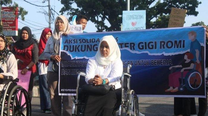 Kisah Pilu Dokter Gigi, Romi