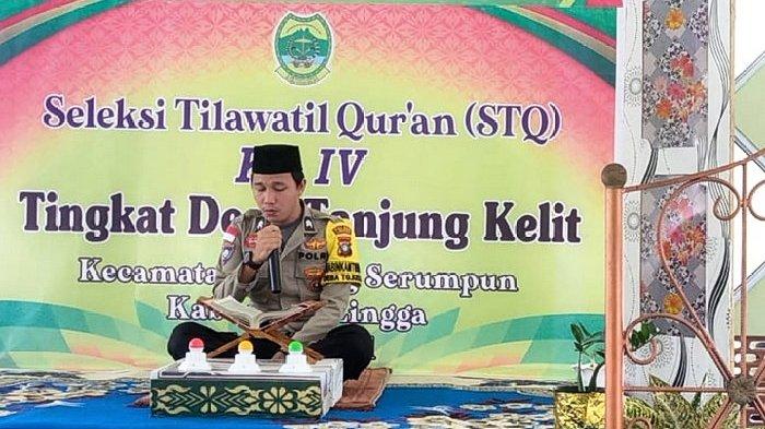 Briptu Yoan Afdinal saat ikut berpartisipasi dalam STQ di Lingga, tingkat Desa Tanjung Kelit, Kecamatan Katang Bidare