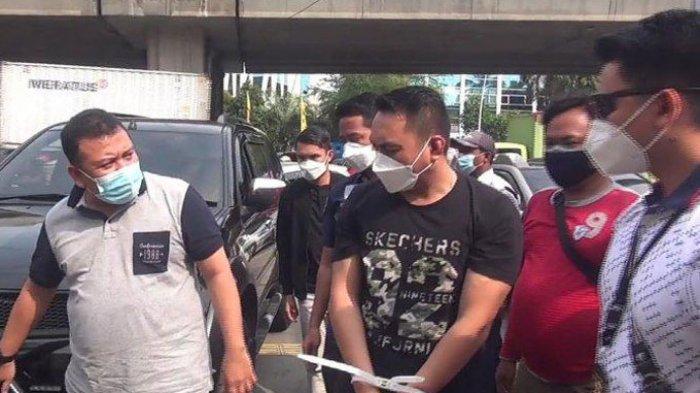 Penangkapan pengemudi arogan tersebut dipimpin langsung Wakapolres Metro Jakarta utara AKBP Nasriadi