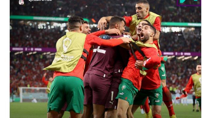 Timnas Maroko memastikan diri lolos ke babak perempat final Piala Dunia 2022 usai menumbangkan Spanyol lewat drama adu penalti.