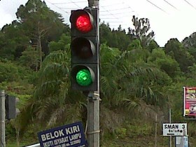 Kapan Lampu Merah Bengkong Shopping Centre Diaktifkan karena Sering Macet?