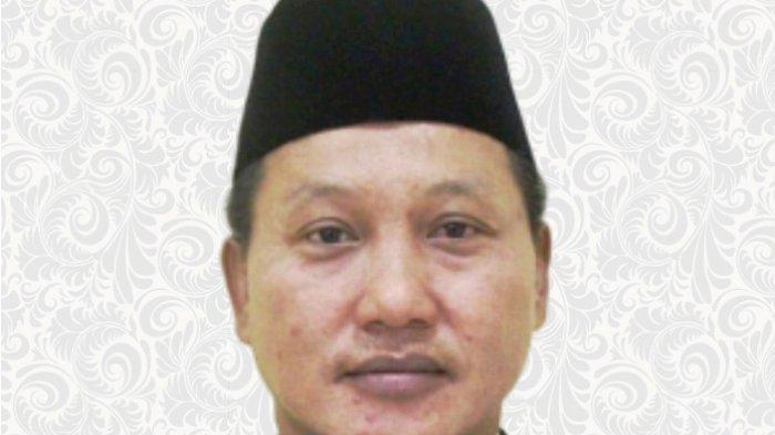 Anggota DPRD Bintan Korban Tipu Oknum ASN Pemko Tanjungpinang, Jamin Masuk IPDN. Foto anggota DPRD Bintan, Tarmizi korban aksi tipu-tipu oknum ASN Pemko Tanjungpinang, Vina Saktiani.
