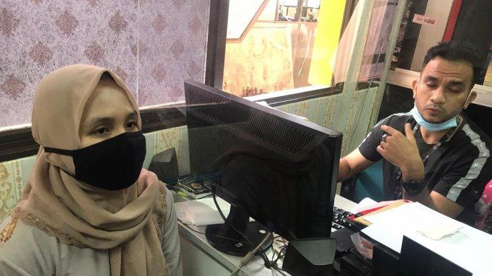Istri DAB berinisial M (19) di Polresta Barelang, Selasa (12/1/2021).