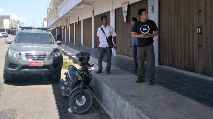 Tim dari KLHK dan konsumen mendatangi kantor PT Prima Makmur Batam (PMB), Minggu (23/2/2020). Direktur Penegakan Hukum KLHK menangani 3 kasus alih fungsi hutan lindung menjadi kaveling.