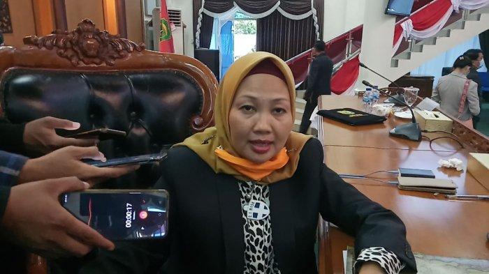 KETUA DPRD TANJUNGPINANG - Ketua DPRD Tanjungpinang, Yuniarni Pustoko Weni mengungkap alasan sikap ketusnya ke Wali kota Tanjungpinang dalam paripurna, Senin (30/11/2020).