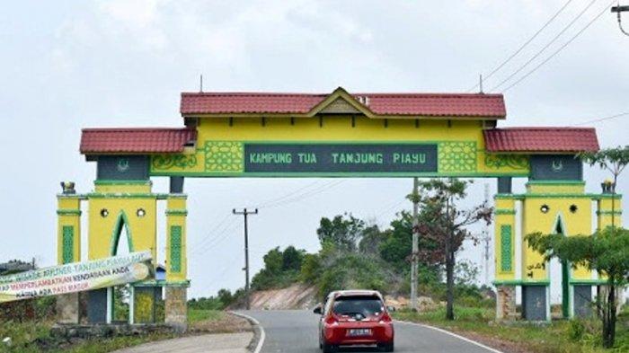 pintu gerbang pertama jika mengunjungi lokasi Love Seafood Piayu