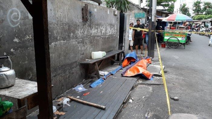 Lokasi penemuan potongan kaki manusia di Jalan Pedurenan Masjid Raya, Setiabudi, Jakarta Selatan, Senin (22/3/2021)