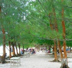Pantai Pongkar Karimun