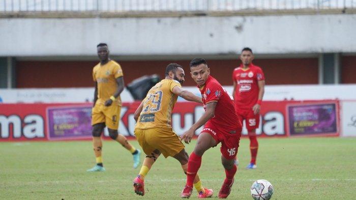 Persija Jakarta saat menghadapi Bhayangkara FC di laga pekan 17 BRI Liga 1 2021-2022, Sabtu (11/12/2021).
