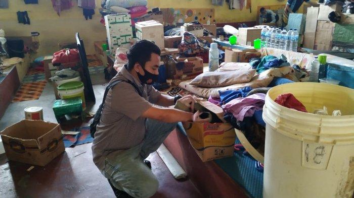 Penggeledaan blok hunian Warga Binaan Pemasyarakatan yang digeledah pihak Lapas Umum dan Narkotika Kelas llA Tanjungpinang bersama Polres Bintan, Selasa (6/4/2021).