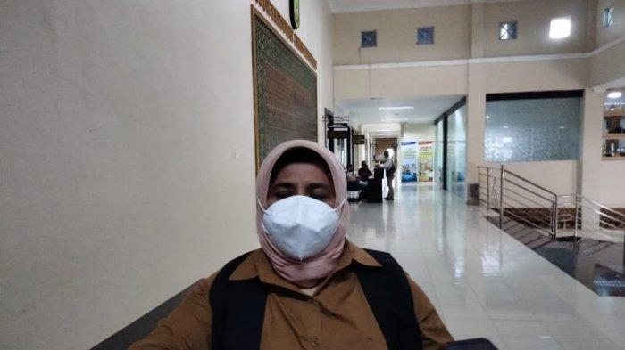 Wali Kota Tanjungpinang, Rahma menjelaskan penumpang masuk lewat Pelabuhan Sri Bintan Pura (SBP) wajib menjalani Rapid Test Antigen.