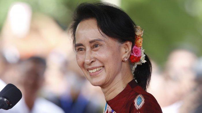 AUNG SAN SUU KYI - SIAPA Aung San Suu Kyi? Ditahan di Negara Sendiri tapi Mati-matian Dibela AS dan PBB. FOTO: SOSOK AUNG SANG SUU KYI
