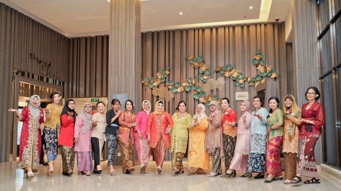 Pengurus Perempuan Lintas Agama berfhoto bersama