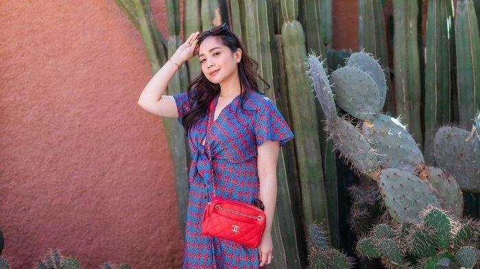 Nagita Slavina saat di Maroko, diunggah 12 Februari 2020. Presenter Melaney Ricardo terkejut saat tahu selebriti Nagita Slavina mengaku dirinya bukan orang yang gemar selfie.
