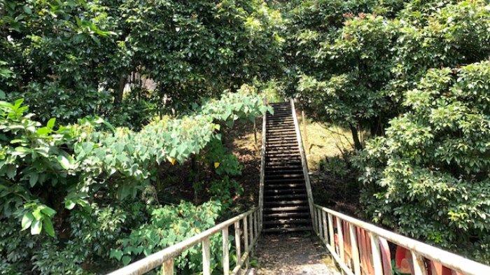 Jembatan Riung Gunung yang saat ini masih menjadi misteri, Sabtu (30/7/2022).