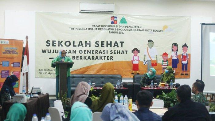 Rapat Koordinasi (Rakor) dan Penguatan Tim Pembina UKS/Madrasah Kota Bogor di Ole Suite Hotel, Babakan Madang, Kabupaten Bogor, Selasa (30/8/2022) malam.