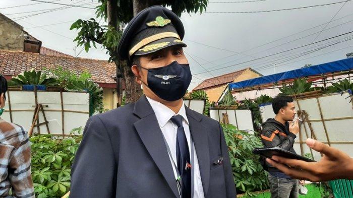 Sekjen Forum Komunikasi Pilot IDPPSDB (Forkip), Captain S Fuadin AS saat bercerita tentang sosok Captain Afwan