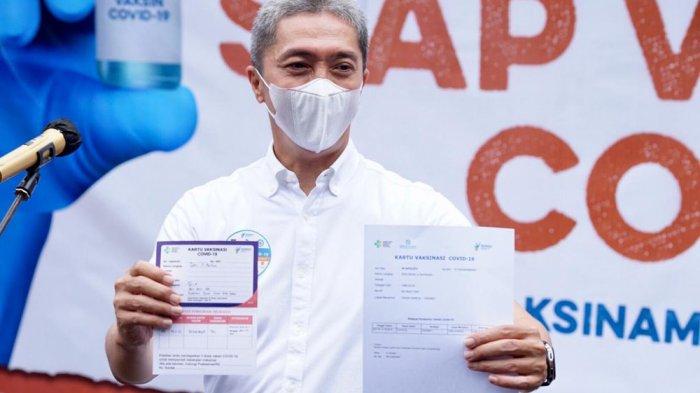 Wakil Wali Kota Bogor Dedie Rachim menjadi orang pertama yang disuntik vaksin, Kamis (14/1/2021).