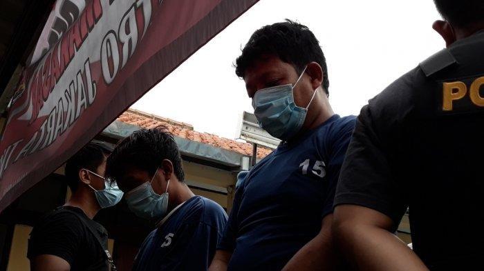 Pelaku utama pembunuhan Hilda Hidayah, Hendra Supriyatna alias Indra (38) saat diamankan di Mapolsek Makasar, Jakarta Timur, Rabu (16/12/2020).