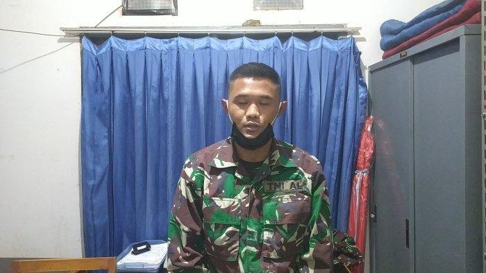 RY Marinir TNI gadungan saat diamankan di Pos AL Palabuhanratu.