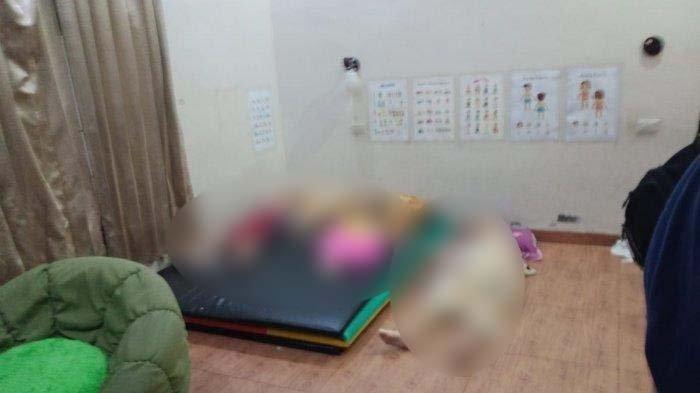 Korban ditemukan tewas terlentang di dalam kamar rumah mewah, Rabu (6/4/2022)