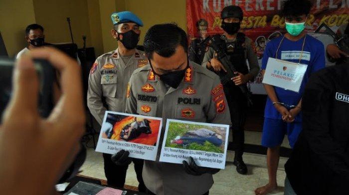 Kapolresta Bogor Kota Kombes Pol Susatyo Purnomo Condro saat memperlihatkan foto kondisi 2 korban ketika gelar rilis kasus di Mapolresta Bogor Kota, Kamis (11/3/2021).