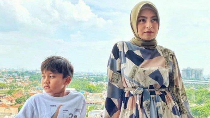 Nathalie Holscher membawa serta anak-anak Sule saat memutuskan tak tinggal serumah dengan sang suami