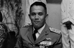 KISAH AH Nasution, Sosok yang Pernah Pecat Soeharto, Kariernya Malah Redup Saat Soeharto Berjaya