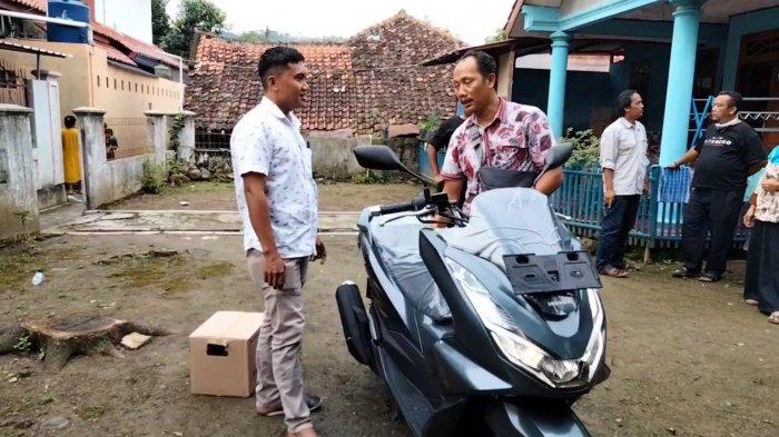 Motor baru milik warga
