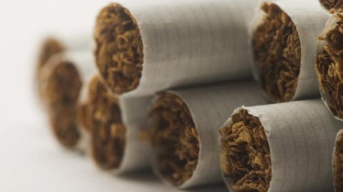 Ilustrasi rokok, harganya diperkirakan akan naik setelah cukai rokok dinaikkan 35 persen oleh pemerintah.