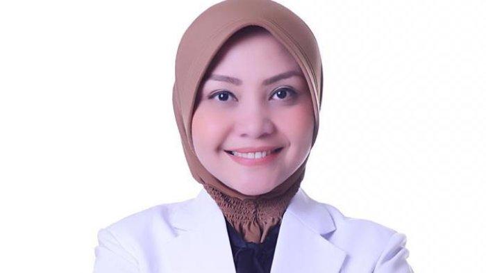 dr. Ayodihia Pitaloka Pasaribu, MKed (Ped), SpA(K), Ph.D (CTM), Dokter Spesialis Anak, Konsultan Infeksi dan Penyakit Tropis.