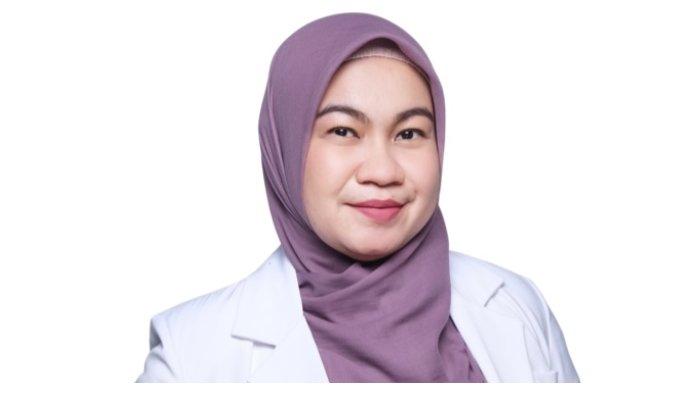 Profil dr. Naziya, Sp.M