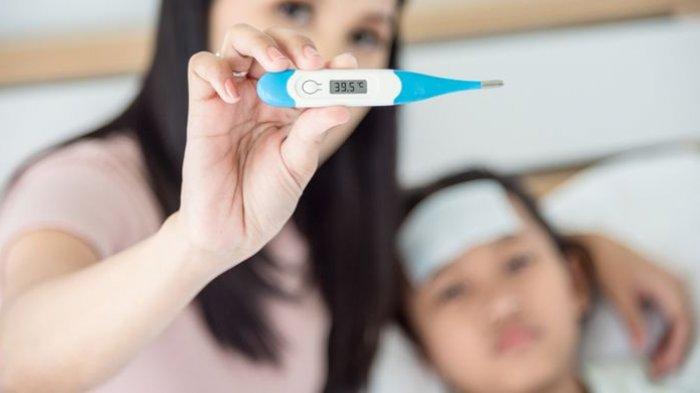 Iustrasi demam pada anak