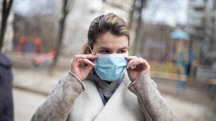 Ilustrasi - Penggunaan masker wajah untuk cegah kekambuhan asma