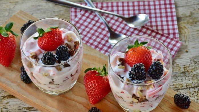 ILUSTRASI - Yogurt sebagai camilan sehat selama kehamilan